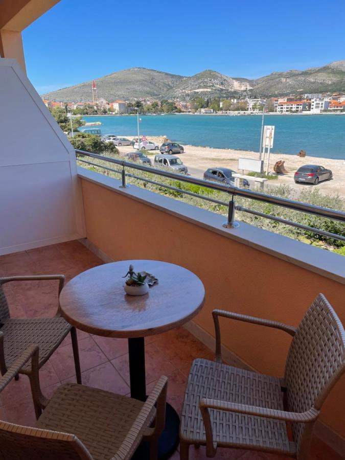 Apartments Kapetanovi Dvori Trogir Luaran gambar