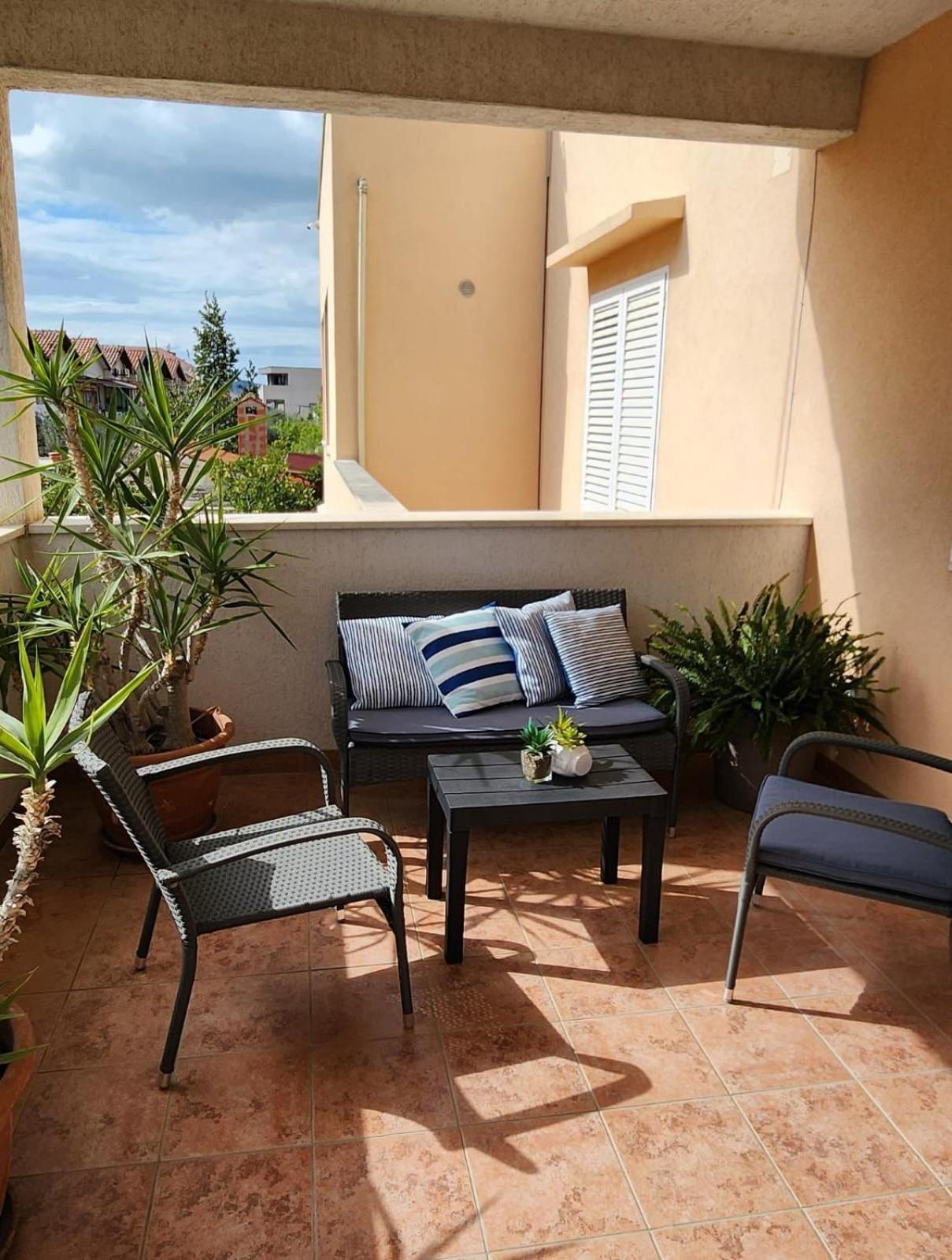 Apartments Kapetanovi Dvori Trogir Luaran gambar