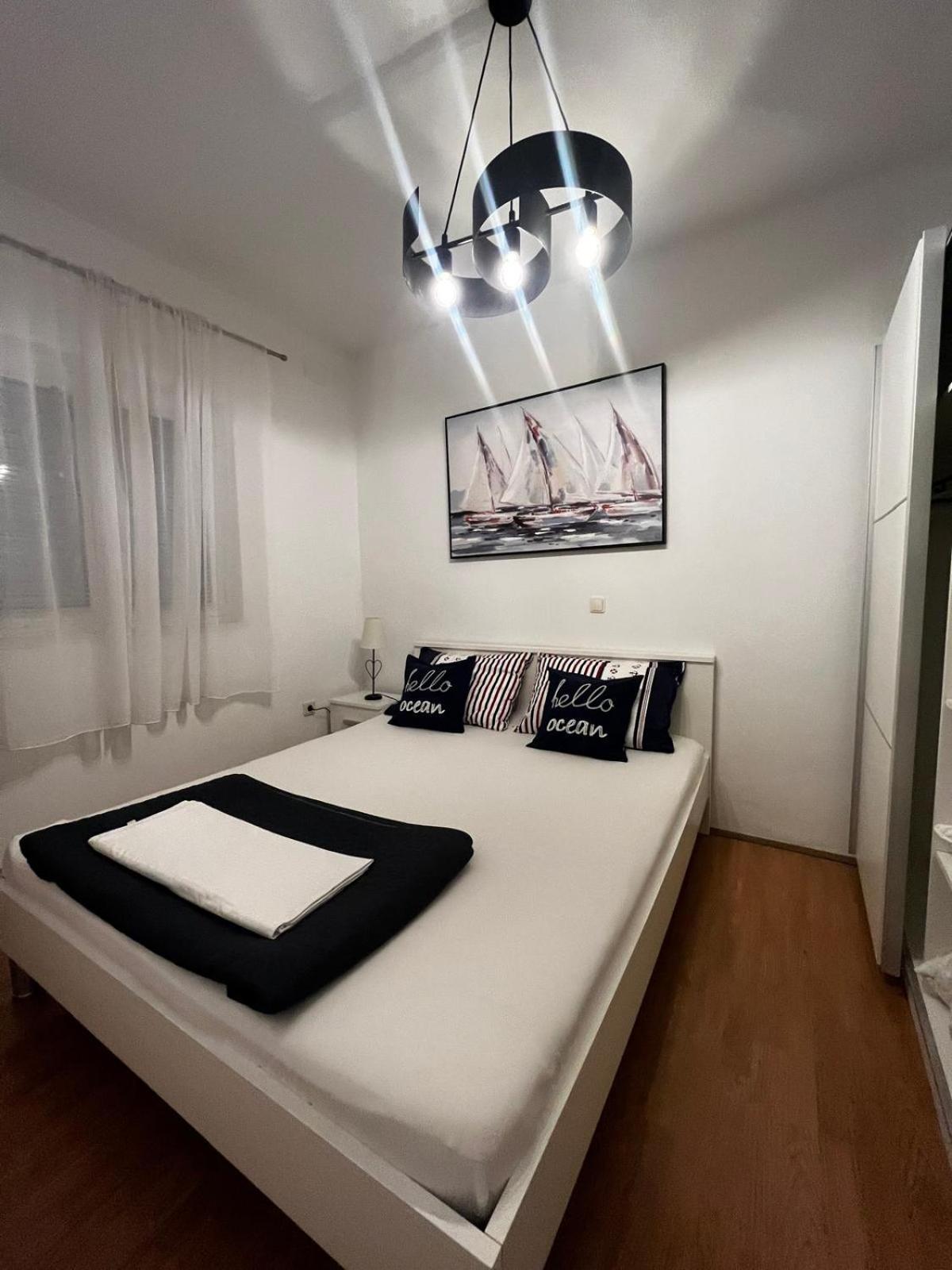Apartments Kapetanovi Dvori Trogir Luaran gambar