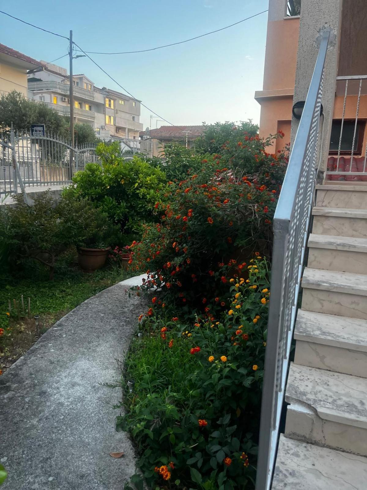 Apartments Kapetanovi Dvori Trogir Luaran gambar