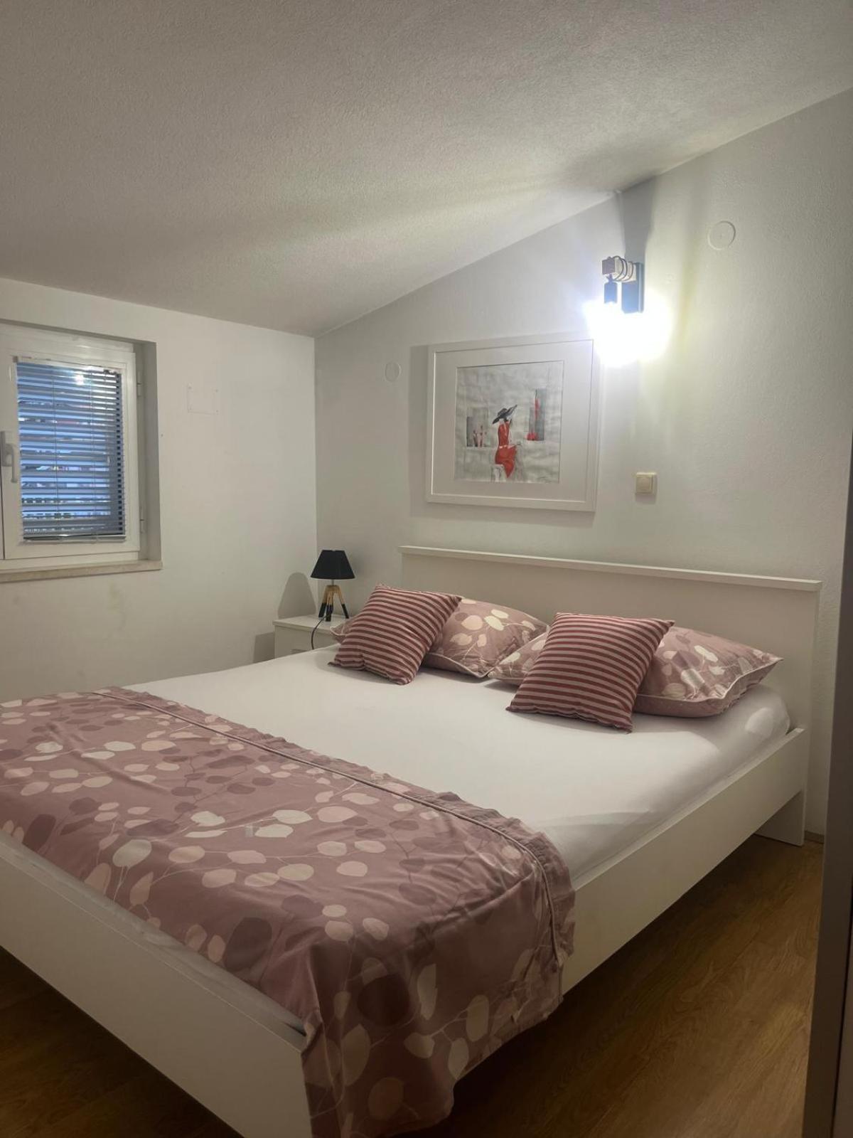 Apartments Kapetanovi Dvori Trogir Luaran gambar