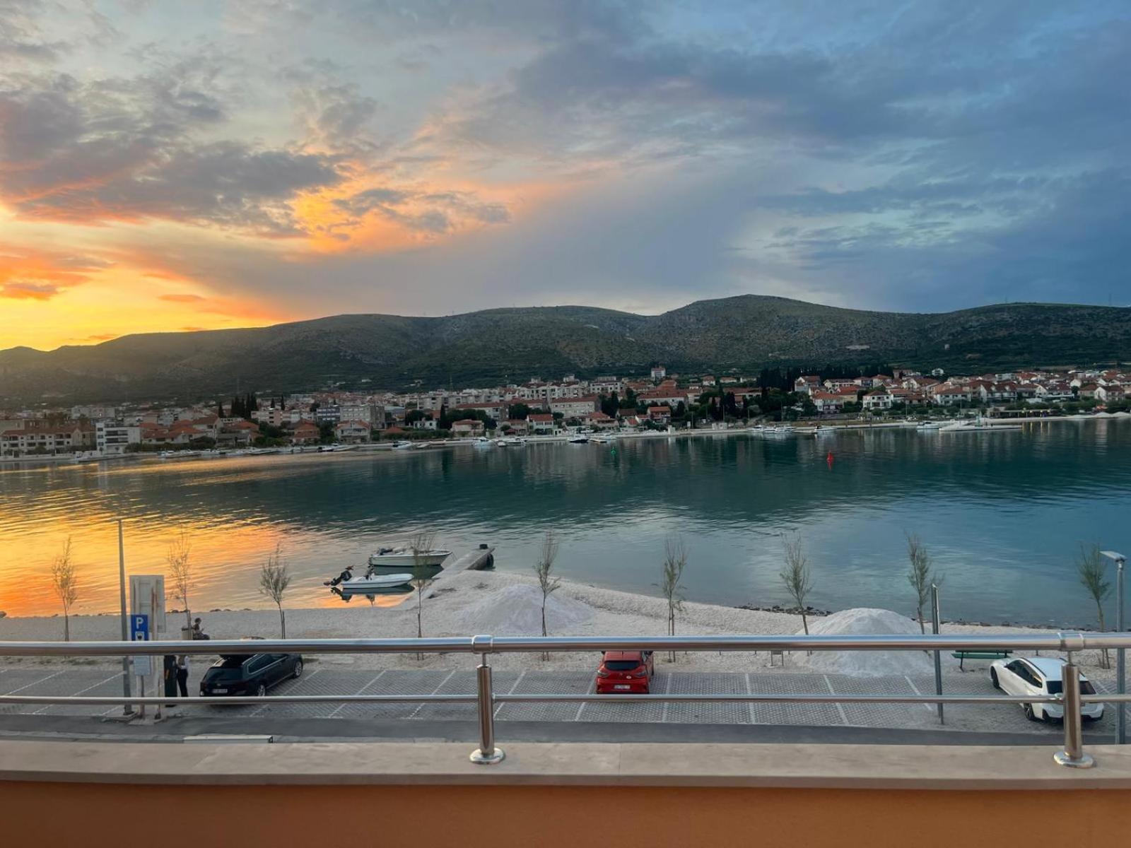 Apartments Kapetanovi Dvori Trogir Luaran gambar
