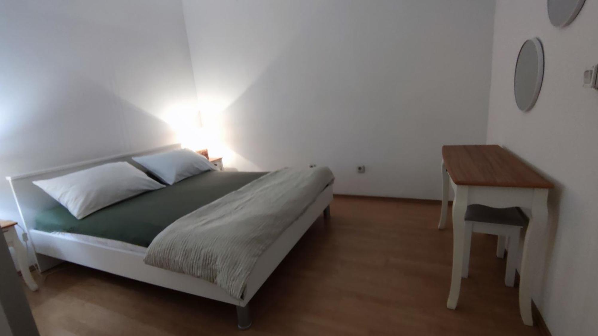 Apartments Kapetanovi Dvori Trogir Luaran gambar
