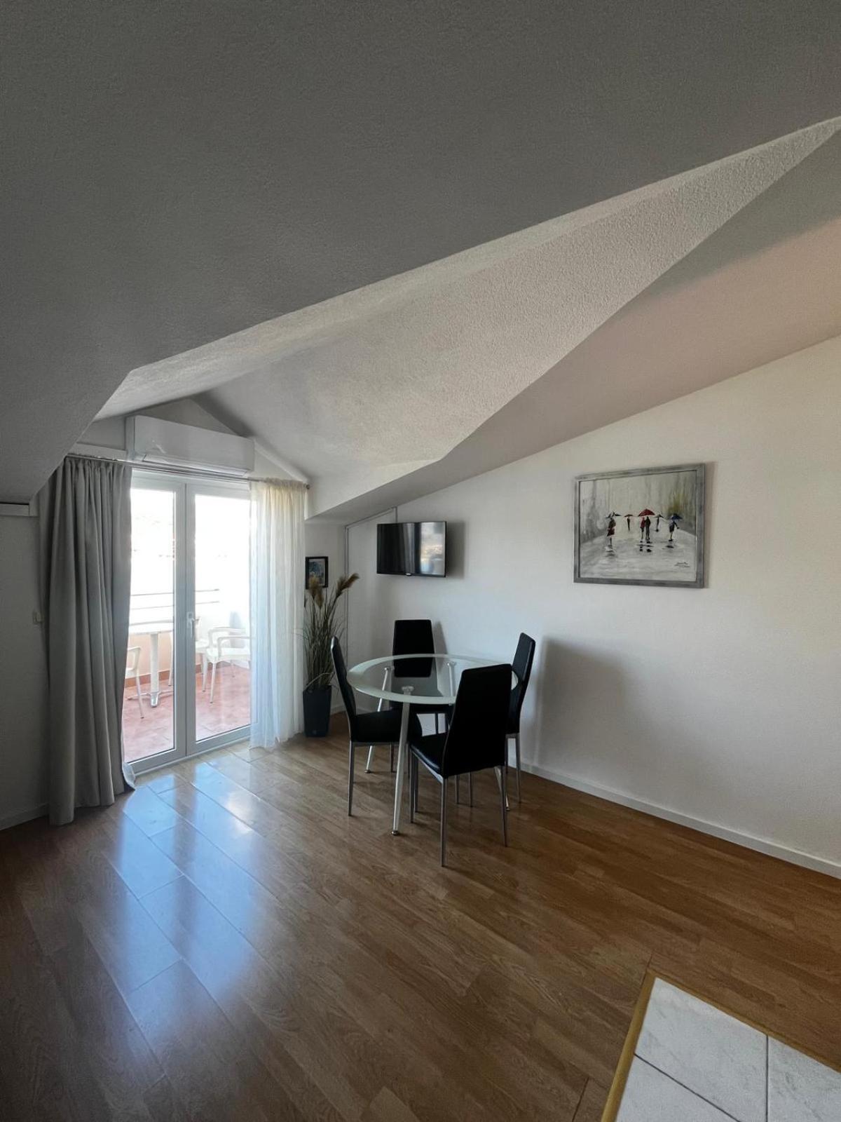 Apartments Kapetanovi Dvori Trogir Luaran gambar