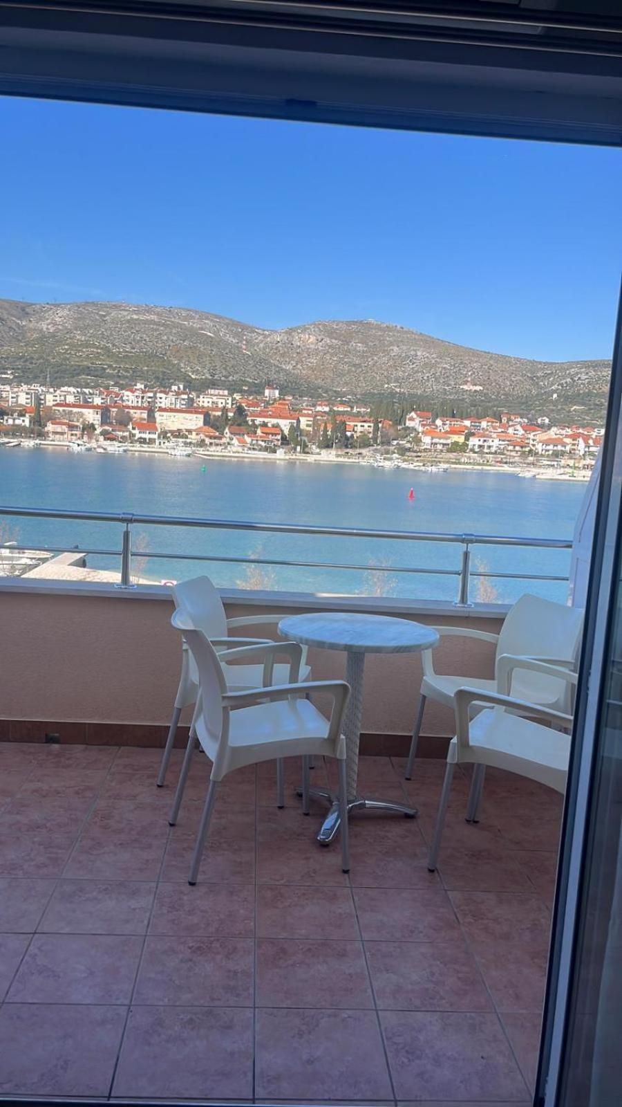 Apartments Kapetanovi Dvori Trogir Luaran gambar